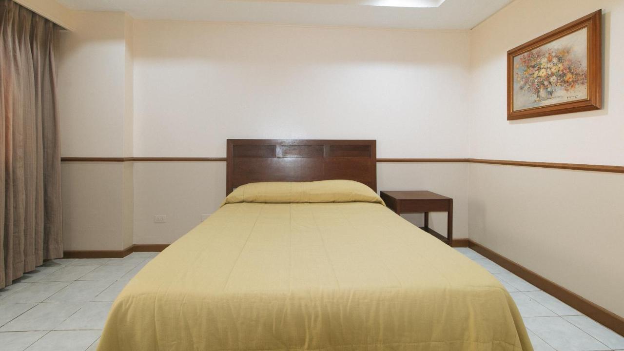 Garden Plaza Hotel مانيلا المظهر الخارجي الصورة
